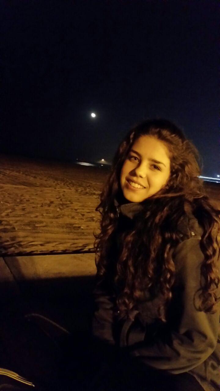 Amante de la música y de la moda, gran soñadora y modelo :)