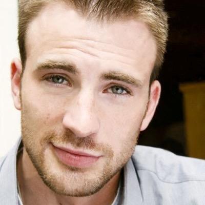 Just a wolf from Brooklyn. | 'Til the end of the line, @xFrozenBite. | werewolf!Captain America #Marvel #RP