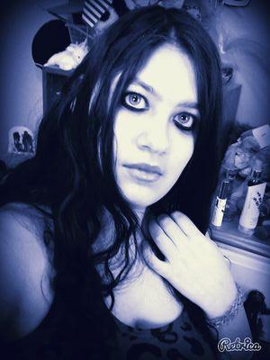 BOTDF,MCR,BVB, Fan~ Single and proud Bullying is illegal&life is to short to bully(Youtuber,Photographer)