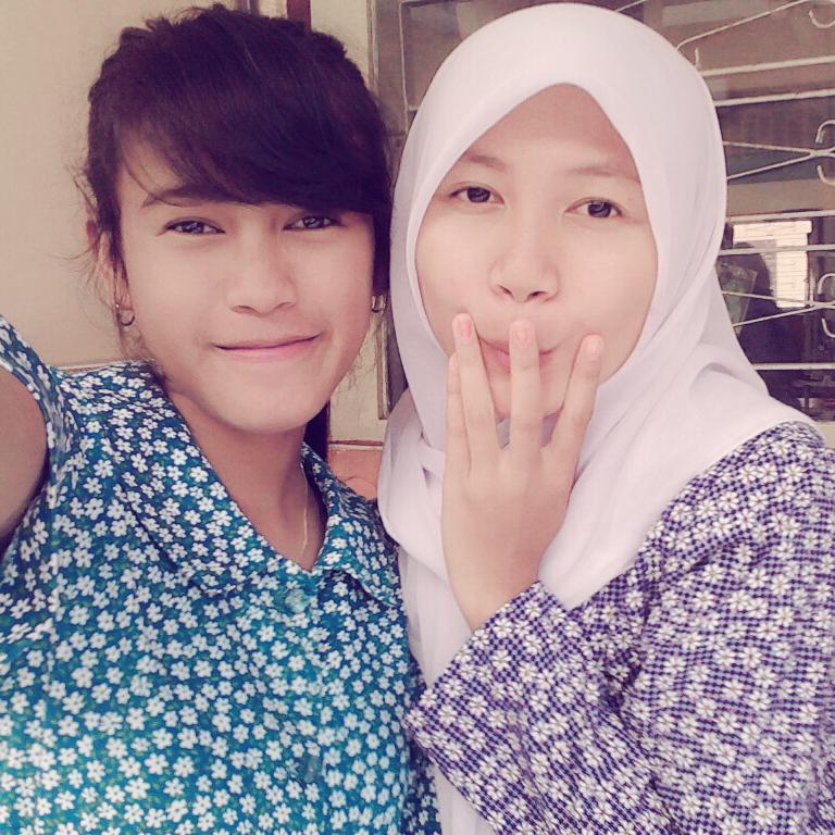 AAghniy's profile picture. opo eneke yo ngene iki :)