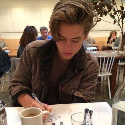 So I put my faith in something unknown,
I'm living on such sweet nothing (single, bi)