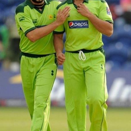This account is only for Pakistan Cricket, Score, News, Stats, Fact, Record.