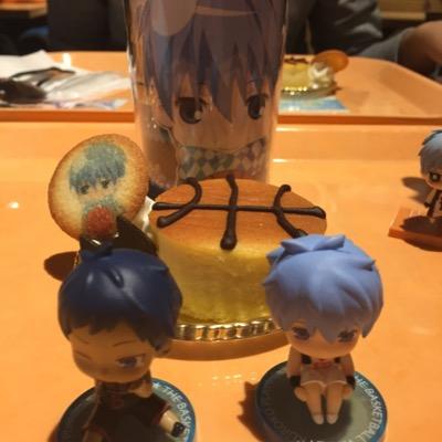 グッズ関係の取引用アカ。 30↑。現在はあんスタ中心にお取引中。その他好きなジャンルや推し等はリトリンをお読み下さい。宜しくお願いします。