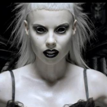 JezTrollQueen's profile picture. 