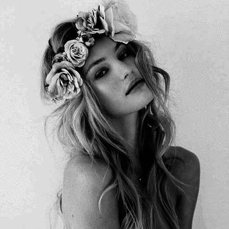 I love #zayn_Malik *~* but i live in a country which my Hero Zayn and all One Direction don't even know that it's exists lol :'( #Algeria Xx