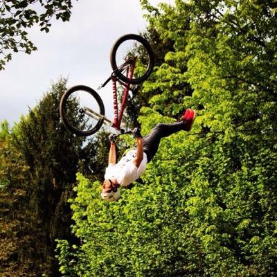 AUS // 18 // FREESTYLE MOUNTAINBIKE // LIVIN MY DREAM // ONEAL //AZONIC // ADIDAS EYEWEAR // SPOTSNAPR INSTAGRAM: @berndwinkler EMAIL✉️: bernd.winkler23@gmx.at