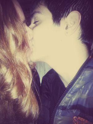 Hi! My name is Joanne! I'm from Romania but I live in Greece. ⓓⓐⓝⓒⓔ is my passion. I♥my boyfriend #GrigorisFarmakis!