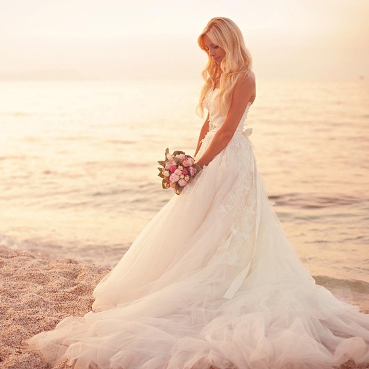Weddingid1's profile picture. I share everything from dress ideas to proposing - I'm in love with love. Frequent traveller: love Dorset & LDN, UK