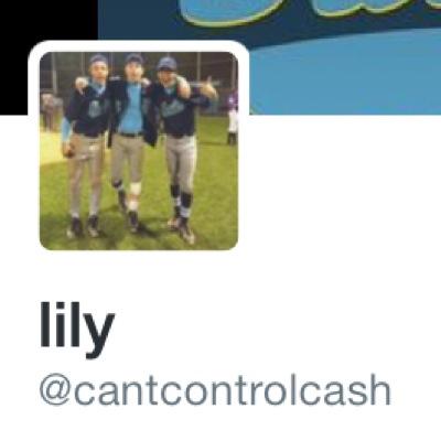 I JUST GAVE YOU A FREE FOLLOW! GO FOLLOW THE ACCOUNT @cantcontrolcash PLEASE!!!
