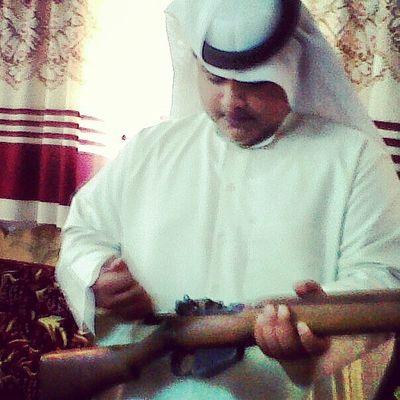 شاعر متوثق من شعري ·······