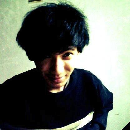it's me --♪♔Ari Chaplin♔♪ | follow me & mention just follback :D | O.E music the official |