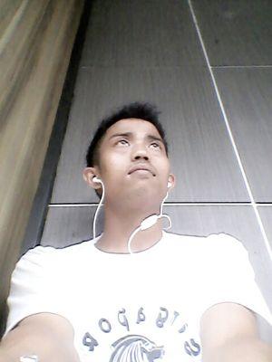 VhyatzG's profile picture. lebih baik jjr meskipun mrnyakitkan..dri pda brbhong demi kebaikan