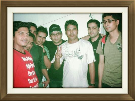 SHANTO_07's profile picture. ফা ইন্না মা'আল উসরি ইউসরা!
فا إيننا ماعل أوسري
Fa inna ma'al usri usra.