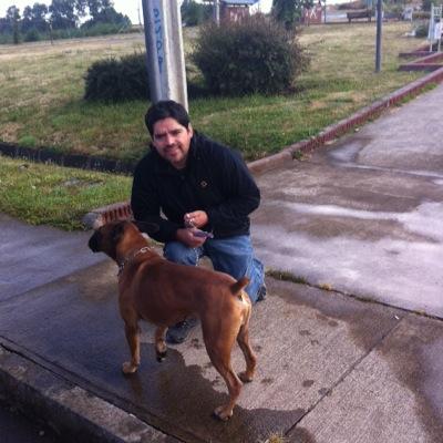Ingeniero Comercial de profesión , amante de mi familia