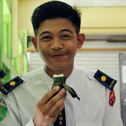 Amat_Azuzu's profile picture. EkaLS