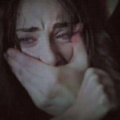 ‏يارب اجعلها تستقبلني على باب الجنة ضاحكه مستبشره و اجمعني بها يا الله بلقاء ابدي لايعقبه فراق:'( ‏‏#المها_الراشد