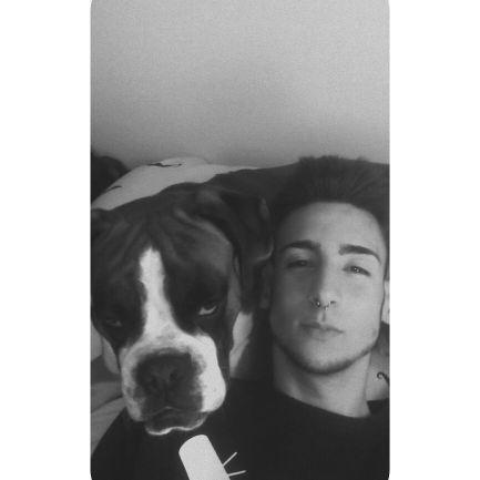 SkateandoMadrz's profile picture. Buenos días… y por si no volvemos a vernos: buenos días, buenas tardes y buenas noches.                             Se hacen rastas y arreglos, pregunta por MD.