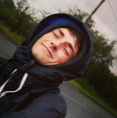 FillhughesFacts's profile picture. new account, real name no gimmicks