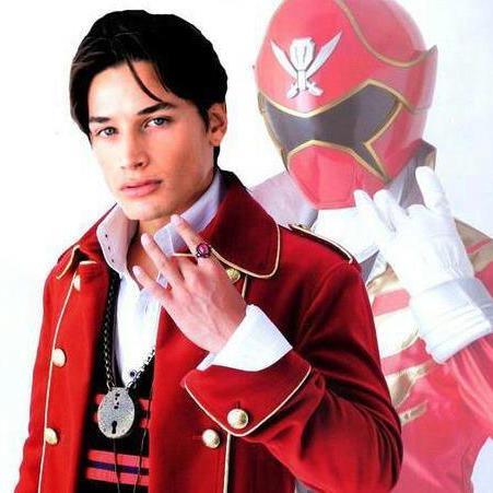 Leader of Megaforce/Super Megaforce, found myself in Storybrooke   #AURP  #PRRP #OUATRP  #Unclaimed