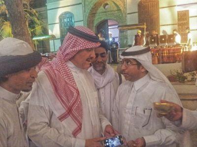 عالمي .. مستشار إعلامي .. تربوي .. صحفي في(okaz) .. الله ثم الملك الوطن .. الحساب شخصي يمثلني فقط.