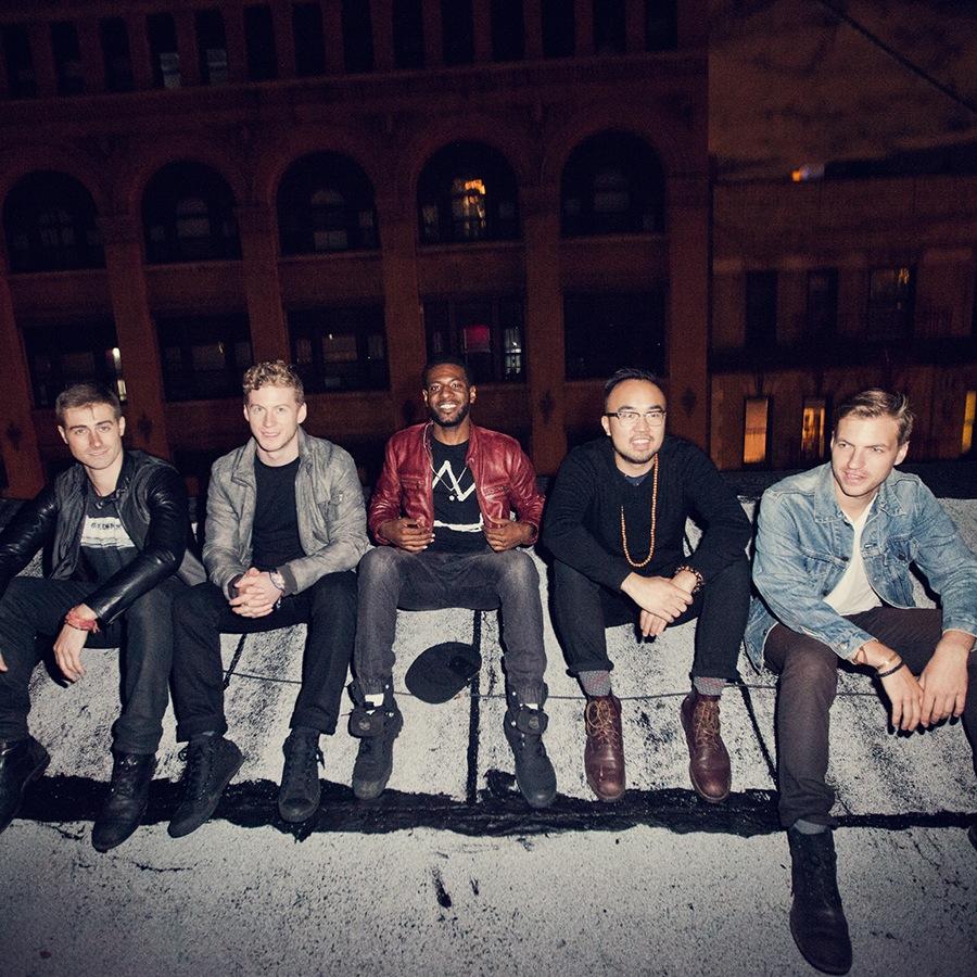 downbeatkeys's profile picture. It's forever summer somewhere