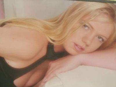 sarah43494's profile picture. still trying to think what to write here!