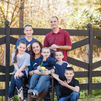 clhanily's profile picture. 