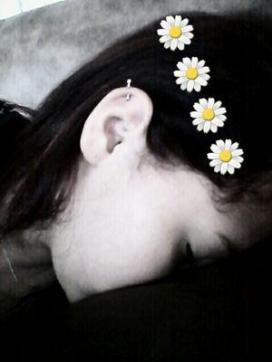 I like to eat, sleep, take a picture, like listening to metal music, I love black. Midnight❤
