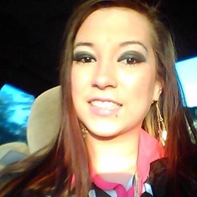 julieboo16160's profile picture. 