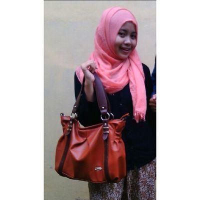04/04/1995 | IG tryanasetyo | Path tryana setyo | Facebook Tryana Setyo Ana | SMAN 3 SRAGEN | Accounting'13 | Muhammadiyah University of Surakarta