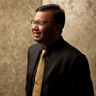 A family man. An entrepreneur wannabe. CEO & founder of Ardena, a frozen food production company. Commisioner & cofounder of Arfadia, IT consulting company.