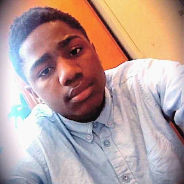 ®Yupp , i ball why wassup , follow me nd i show you the way ' MHS 2015© is my year i get the fuk out my mom shidd ! But follow me®