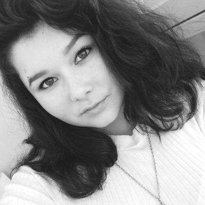 Michelle171_'s profile picture. living life in the clouds