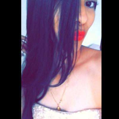 Nunca pido nada, pero hoy, sonríe;  les molesta verte feliz, porque matarían por quitarte esa sonrisa de tu Cara.♥