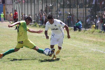 Jugador profesional DE 1ra division equipo COMUBICACIONES B...equipos anteriores coban imperial, comunicaciones y achuapa