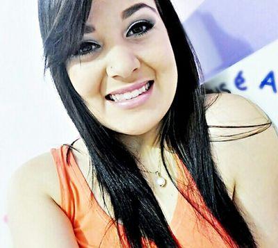 Renda-se, como eu me rendi. Mergulhe no que você não conhece como eu mergulhei. Não se preocupe em entender, viver ultrapassa qualquer entendimento.