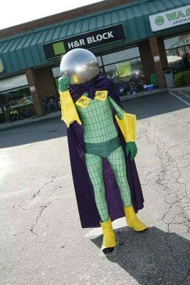 Just your friendly neighborhood cosplayer that is trying to make a name for himself.  I make my own cosplays and mostly do villains.  Villains are way better!