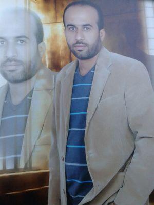عاشر الذيب ولو اكلك ولا تعاشر السبع ولو حملك