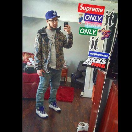 PatZombie_'s profile picture. We just some well dressed goons dont get your head bust