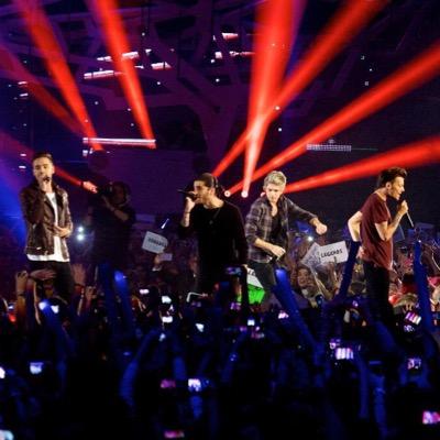 Cuenta española de apoyo a la boyband One Direction. Promotora del proyecto LEGENDS en los premios 40 principales 2014.