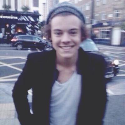 @treblhes just gave u a follow - so follow her