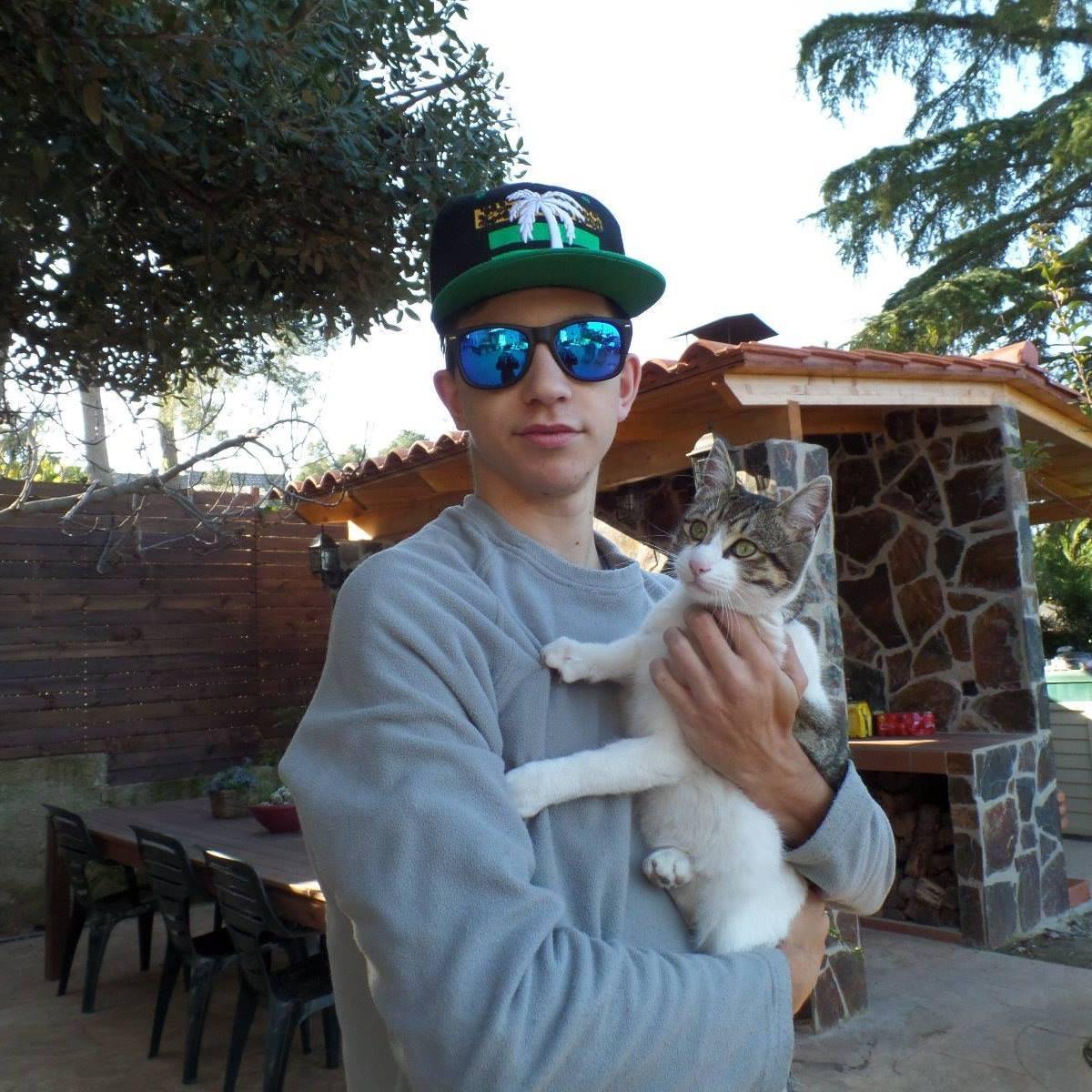 Leex_SIS's profile picture. El odio es un lastre La vida es demasiado corta para estar siempre cabreado.