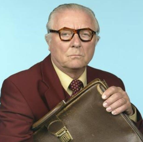 M3S050's profile picture. twittert vooral om te ouwehoeren, gaat veel over voetbal. #korreltjezout