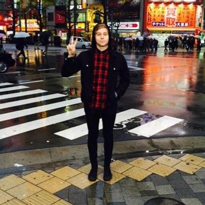 ||Taylor is my queen||Tate is my little prince||daddy||Proposed to my queen 22/3/15||