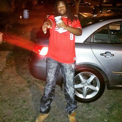 Mind of a wise man Heart of a Champion!! if u don't mention me u want get a follow back. 
#TeamGnation #TeamGoingHard 
#TeamFollowback

IG:_dawg__paws_