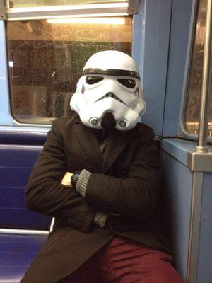 Monsieur_Vinzz's profile picture. Optimisme, fantaisie, bonne humeur. Bio power