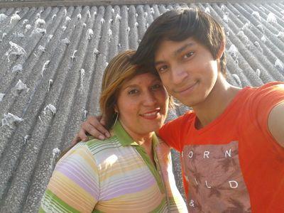 amo muchisimo a una mujer super hermosa A 3