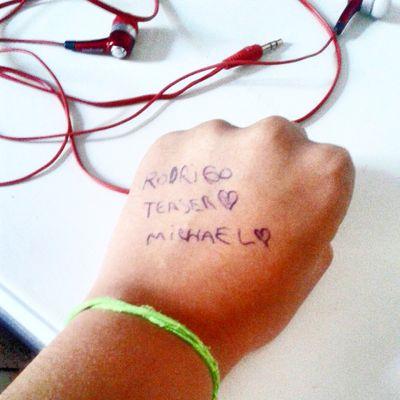 rteasermylife's profile picture. Like a Stranger in Moscow                       Mike Rodrigo & Blanket