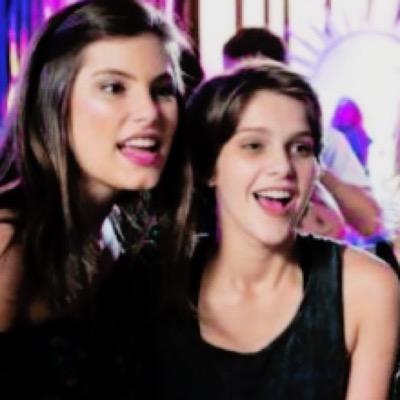 fã da esquentadinha, da atriz, do lutador e do guitarrista