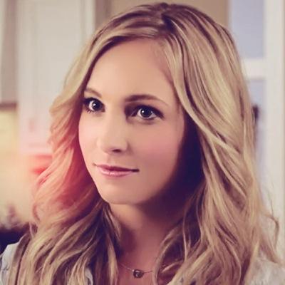 [Vampira][Rubia]Tu eres mi por y para siempre: @_KlausJK /Dany y Nat mis pequeños/Elena ,Bonnie y Matt/Stefan BF